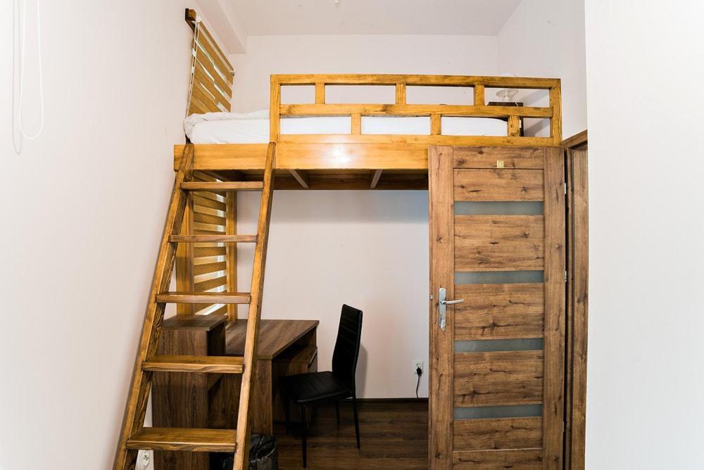 Modern Rooms In City Center Krasków Exterior foto
